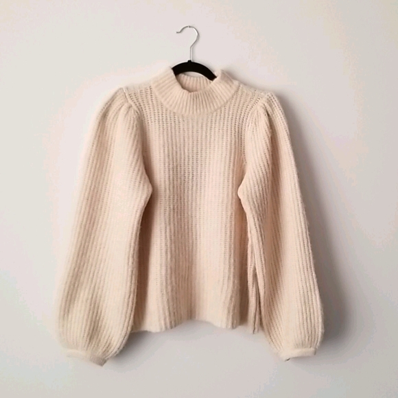 💕Vero Moda Highneck Whool Bishop Sleeve Shirt - Picture 2 of 6